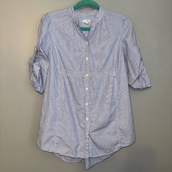 Anthropologie Tops - EUC Anthropologie Odille Seersucker Button Front Adjustable Sleeve Top Size 2